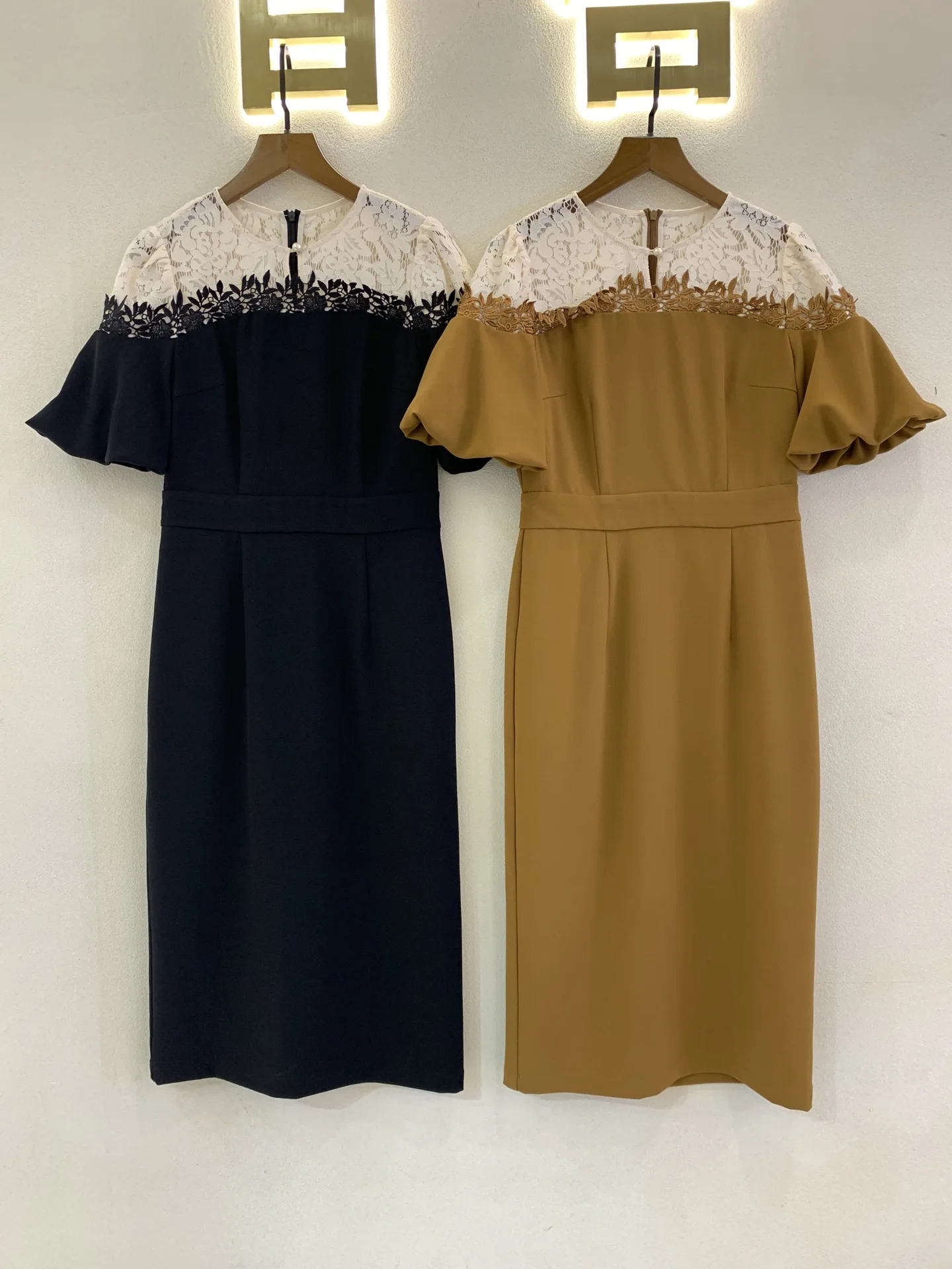 Summer Runway Fashion Knee Length Prom Dresses Women's Puff Sleeve Lace Crochet Patchwork Pencil Party Dress
Summer Runway Fashion Knee Length Prom Dresses Women's Puff Sleeve Lace Crochet Patchwork Pencil Party Dress