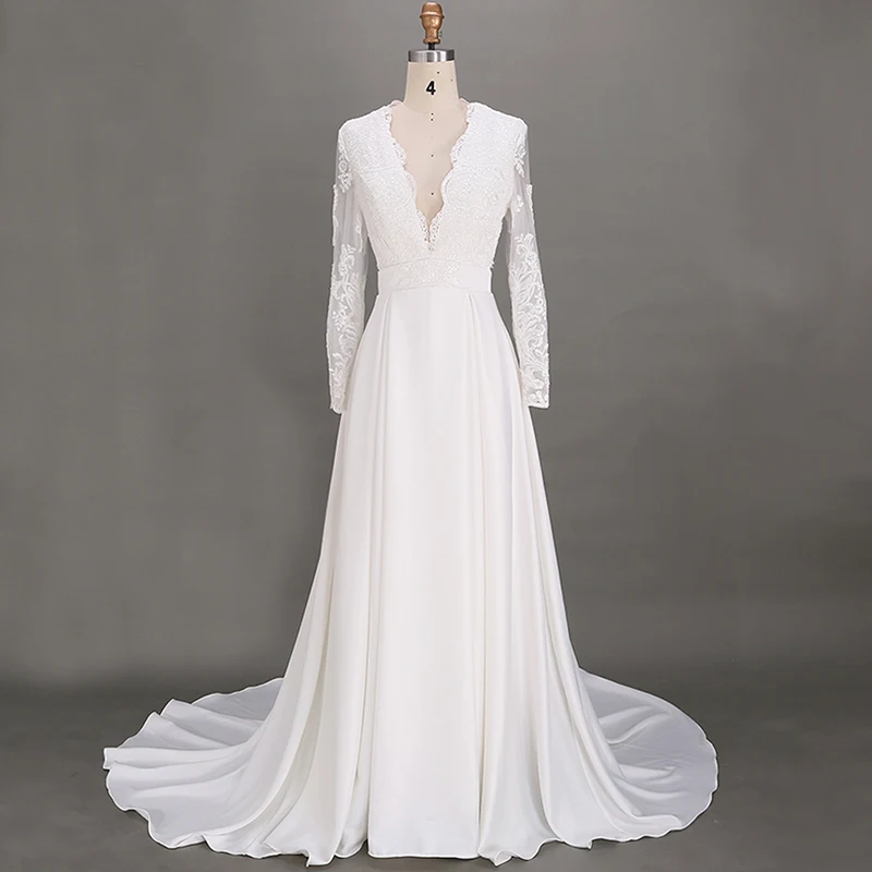 Elegant and simple bridal gown lace and deep V-neck long-sleeved wedding halter bohemian wedding dress large size customization
Elegant and simple bridal gown lace and deep V-neck long-sleeved wedding halter bohemian wedding dress large size customization