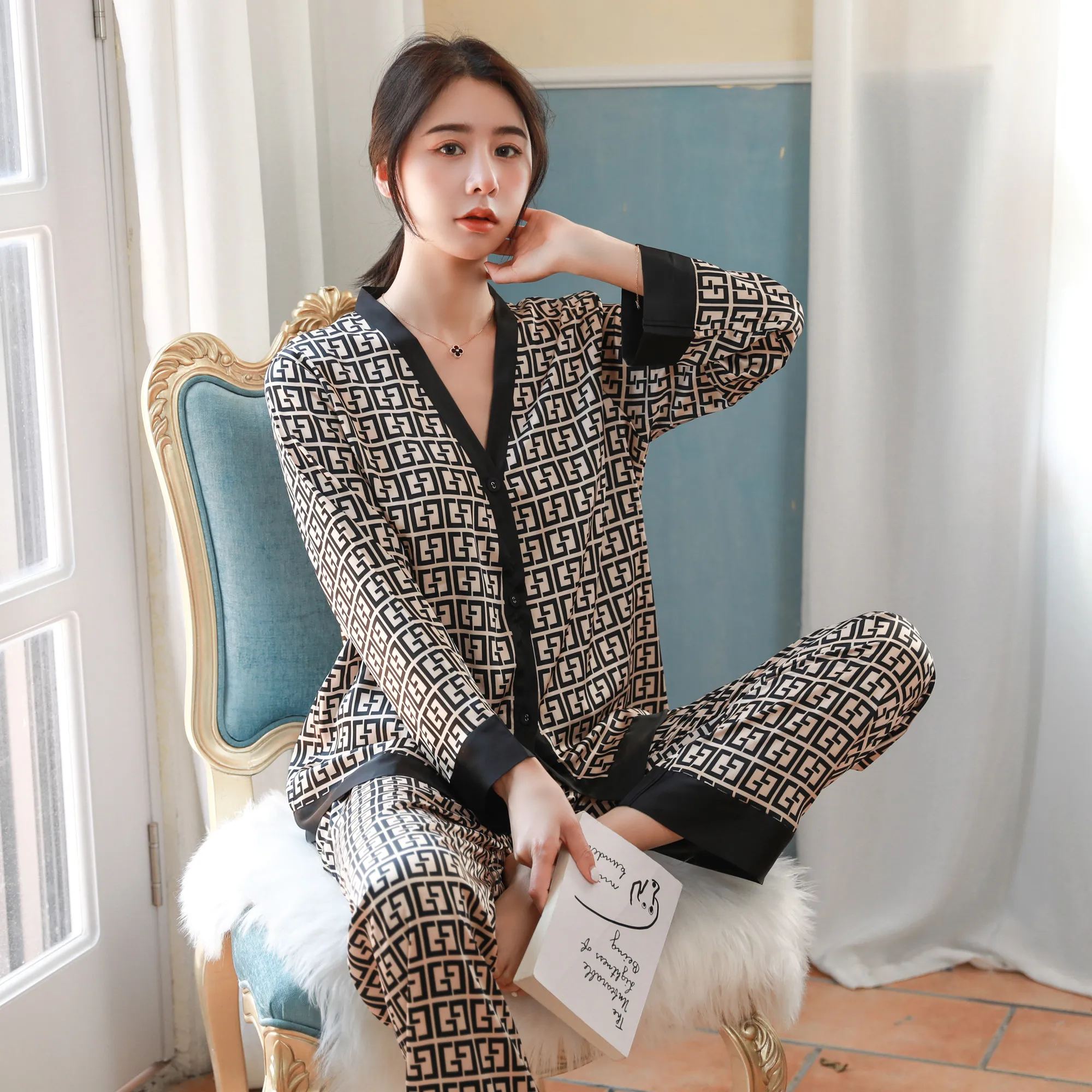 

Primavera pijamas geral feminina seda como pijama conjunto de cetim macio pijamas homewear sexy v-neck casa terno