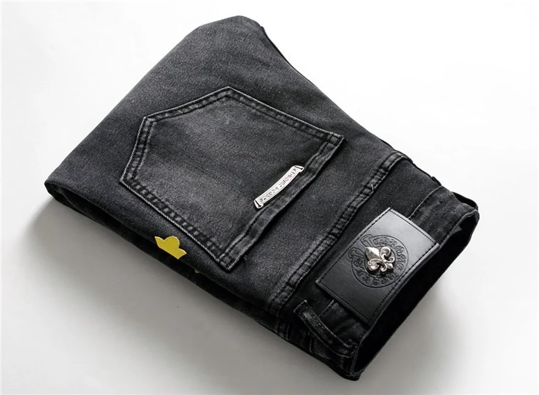 Original Design New European and American Embroidered Cross Medal Small Straight Men's Micro-stretch Jeans Trendy Men's Pant
Original Design New European and American Embroidered Cross Medal Small Straight Men's Micro-stretch Jeans Trendy Men's Pant