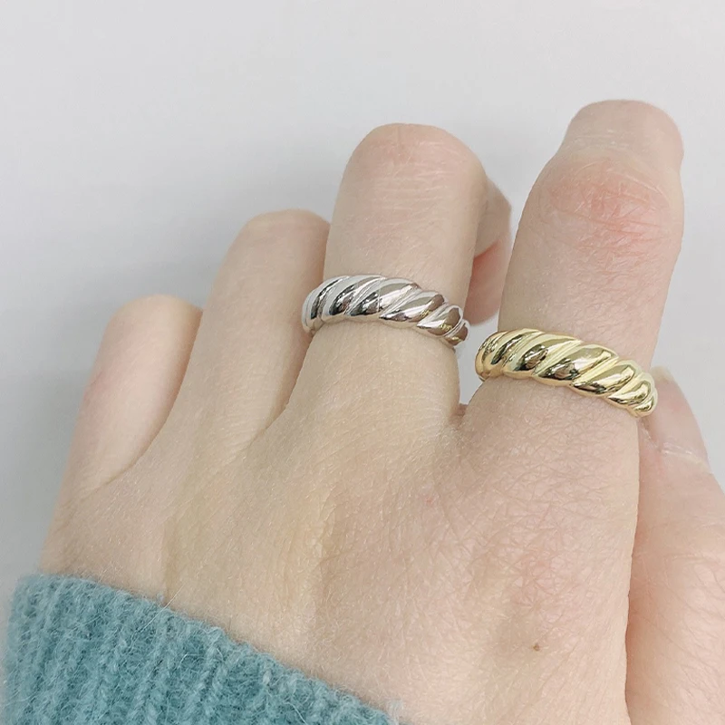 Silver 925 Rings For Women Original Couple Open Adjustable 2021 Trend Gold Jewelry Vintage Zircon Luxury Fashion Croissant Lady
Silver 925 Rings For Women Original Couple Open Adjustable 2021 Trend Gold Jewelry Vintage Zircon Luxury Fashion Croissant Lady