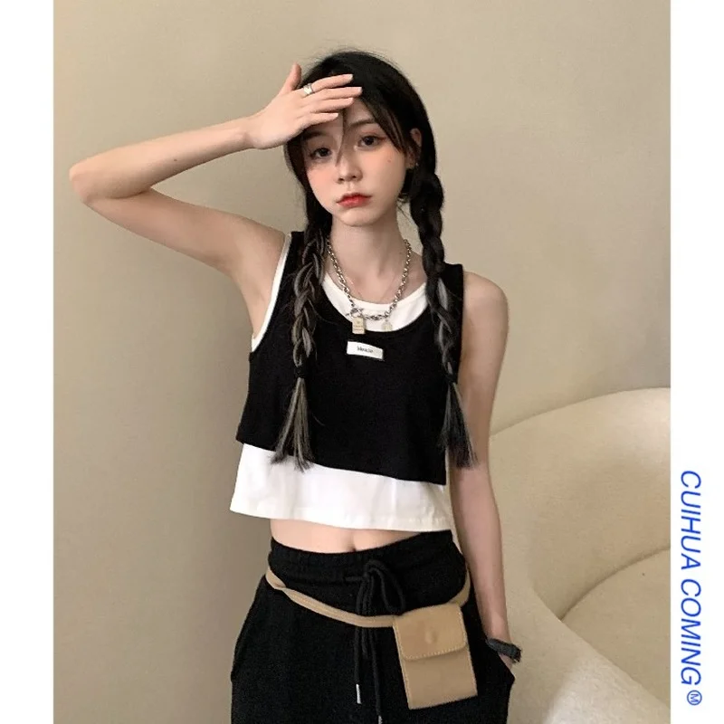 Women's Clothing Summer New Korean Clothes All-match Fake Two Camisole Leakage Shoulder Slim Crop Top Sleeveless T-shirt
Women's Clothing Summer New Korean Clothes All-match Fake Two Camisole Leakage Shoulder Slim Crop Top Sleeveless T-shirt