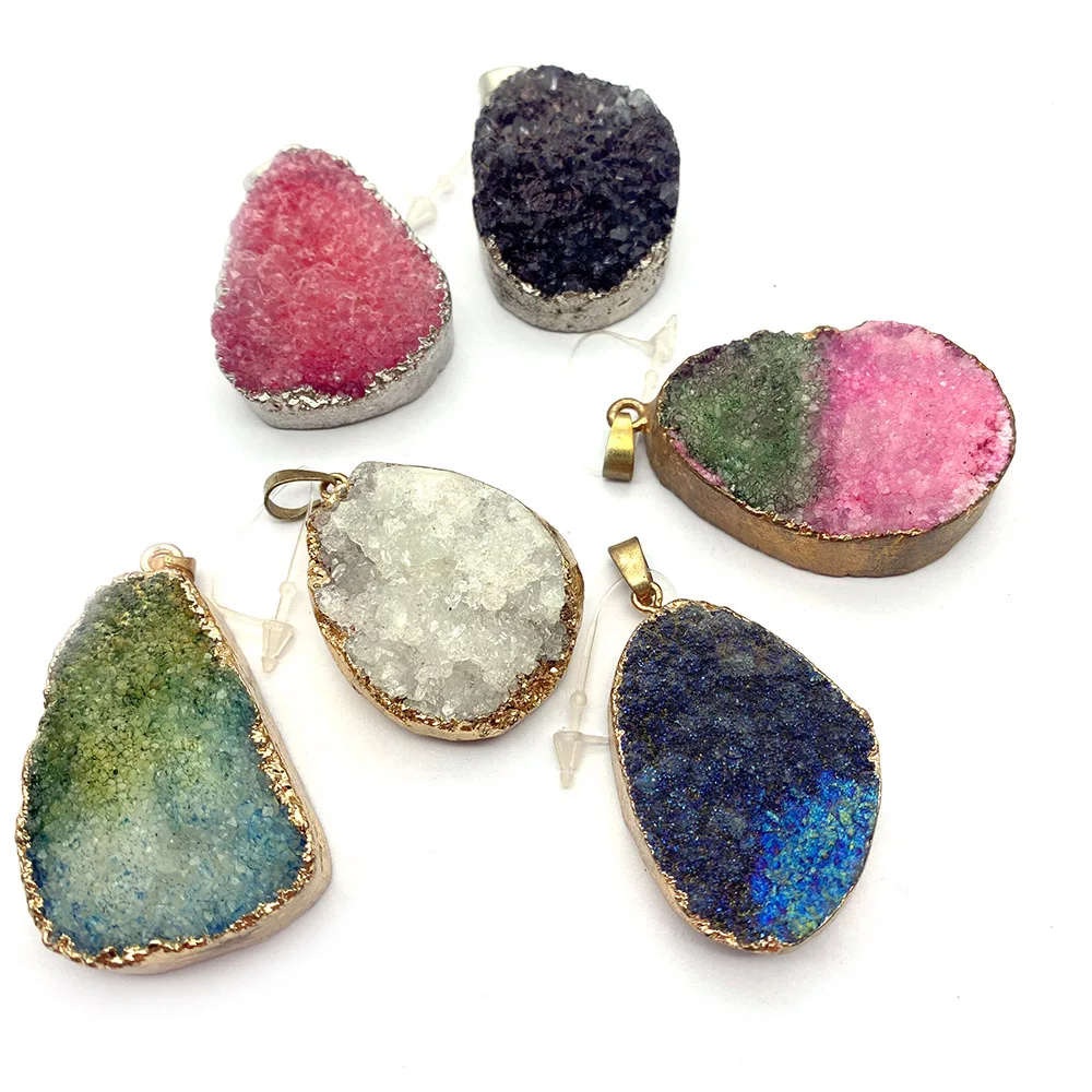 1pcs Crystal Pendant Stitching Color Green Irregular Shape Plating Charms DIY Jewelry Making Necklace Accessories Natural Stone
1pcs Crystal Pendant Stitching Color Green Irregular Shape Plating Charms DIY Jewelry Making Necklace Accessories Natural Stone