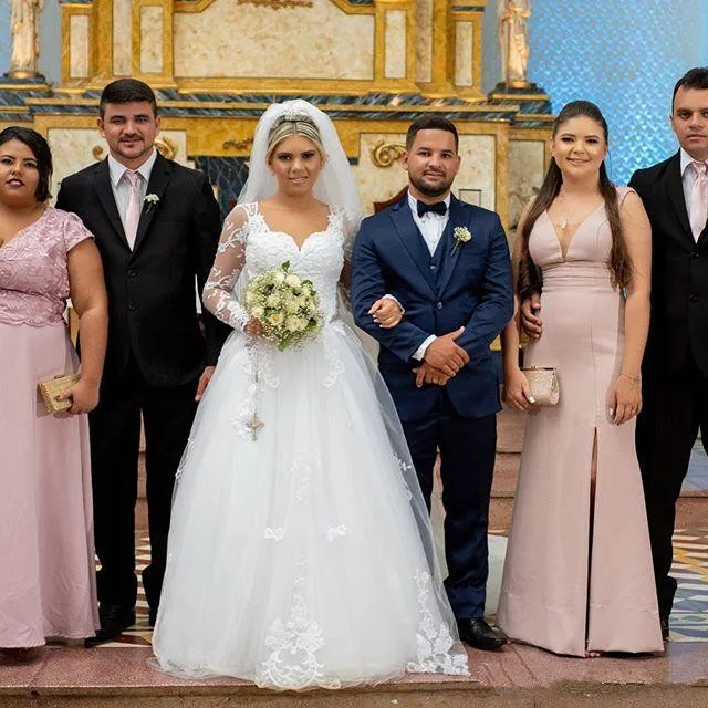 Женское свадебное платье со шлейфом It's yiiya, белое фатиновое платье со шлейфом и длинными рукавами на лето 2019
Женское свадебное платье со шлейфом It's yiiya, белое фатиновое платье со шлейфом и длинными рукавами на лето 2019
