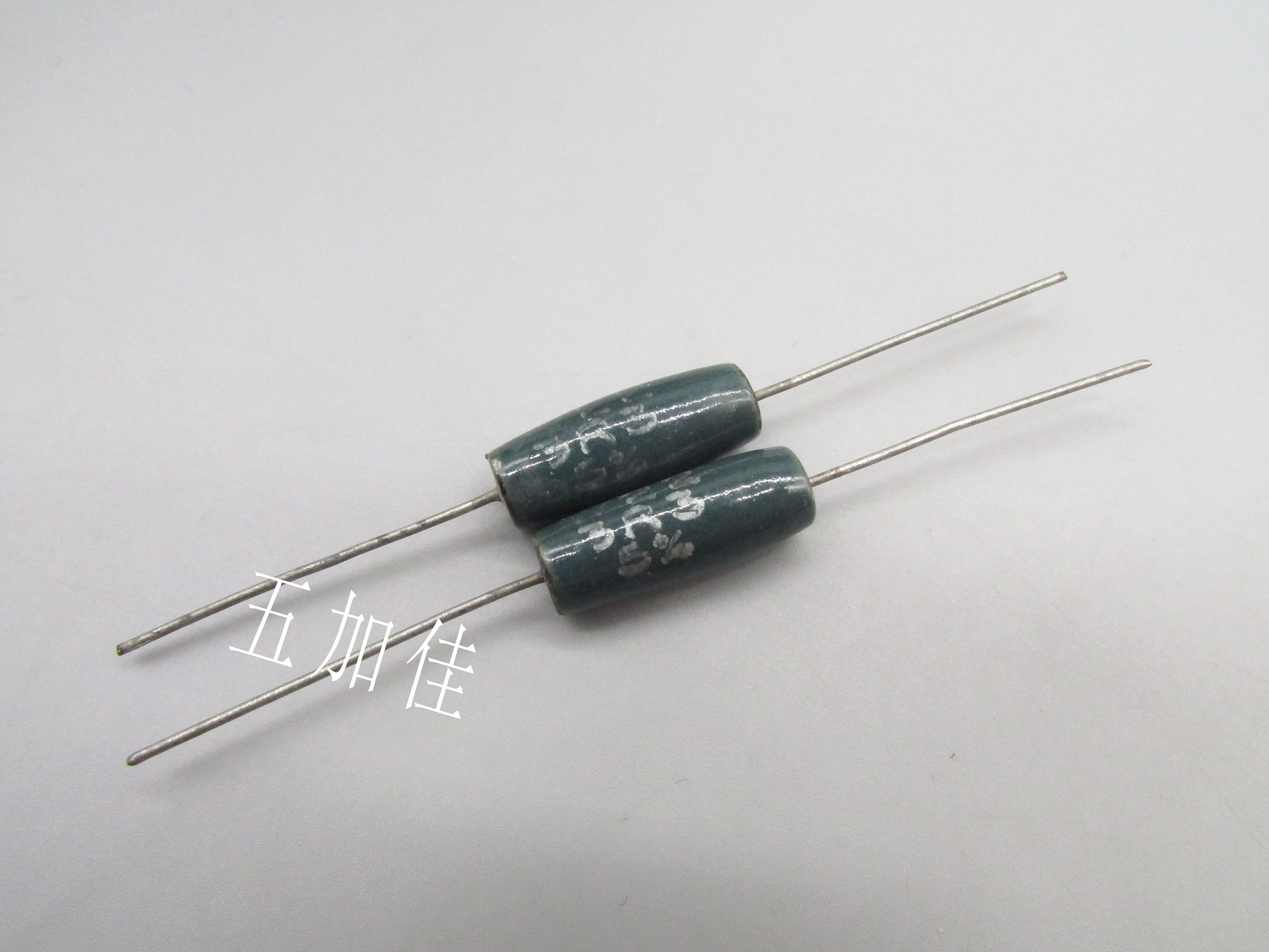 Оригинальная Новинка 100% W22 7W 3R3 3.3R 5% усовершенствованная эмалированная проволочная рана 22x8 мм (индуктор)
Оригинальная Новинка 100% W22 7W 3R3 3.3R 5% усовершенствованная эмалированная проволочная рана 22x8 мм (индуктор)