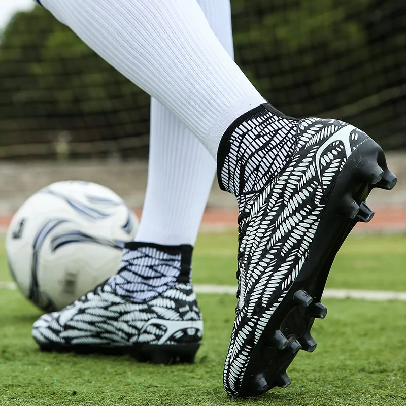 Outdoor Athletic Sports Boys Soccer Shoes Training Cleats High Quality FG Football Boots Men Sneakers Zapatilla De Futbol Hombre
Outdoor Athletic Sports Boys Soccer Shoes Training Cleats High Quality FG Football Boots Men Sneakers Zapatilla De Futbol Hombre