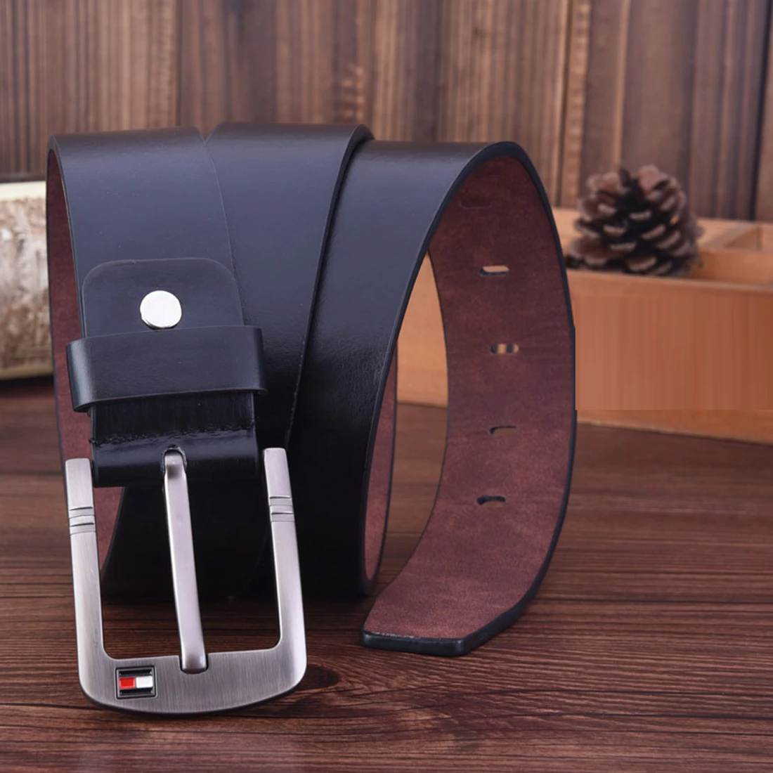 Unisex Punk Style Square Alloy Buckle Pin Wide Belt PU Leather Waist Belt High Quality Trousers Belt Casual Waistband Cummerbund
Unisex Punk Style Square Alloy Buckle Pin Wide Belt PU Leather Waist Belt High Quality Trousers Belt Casual Waistband Cummerbund