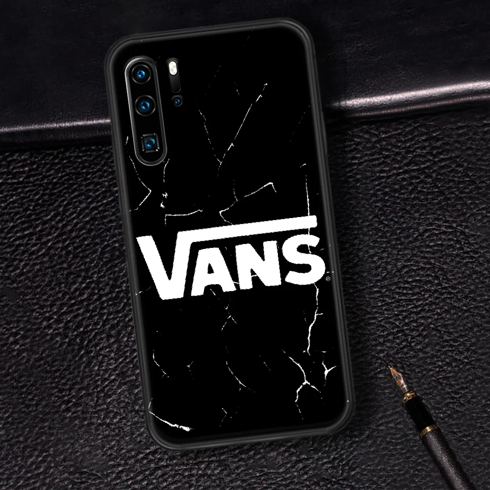 Street Skateboard Brand Vanes Phone Case For Huawei P Mate 10 20 30 40 Pro Lite Smart 2019 2021 black Etui Luxury Hoesjes Soft
Street Skateboard Brand Vanes Phone Case For Huawei P Mate 10 20 30 40 Pro Lite Smart 2019 2021 black Etui Luxury Hoesjes Soft
