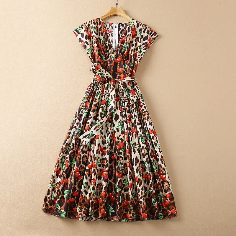 Женское винтажное платье миди, элегантное дизайнерское платье с леопардовым принтом вишни и V-образным вырезом, 2021
Женское винтажное платье миди, элегантное дизайнерское платье с леопардовым принтом вишни и V-образным вырезом, 2021