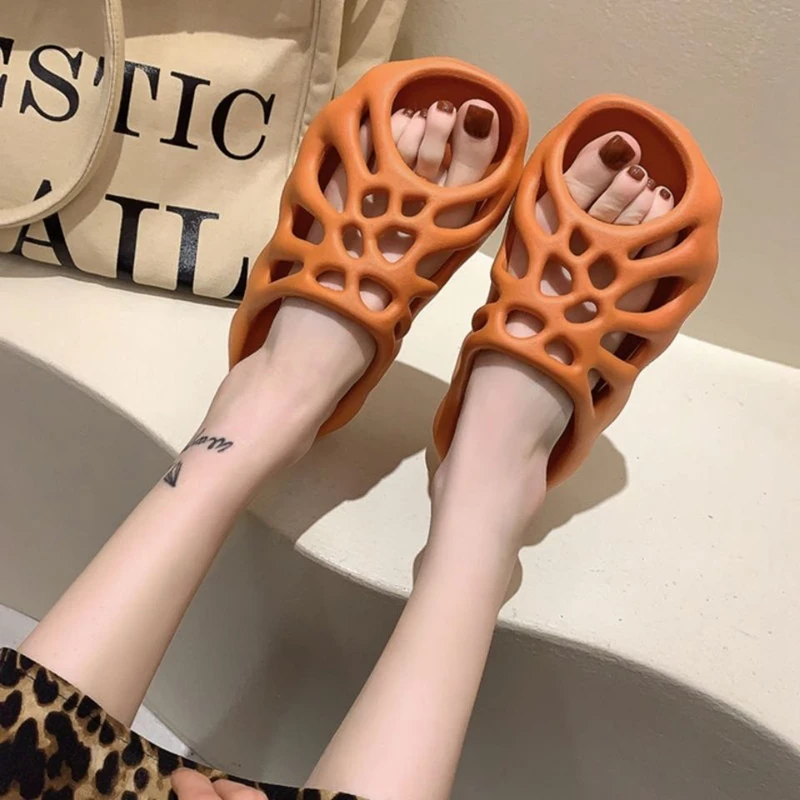 Women's Slippers, Fashion Outer Wear Ripped Shoes, New Korean Version Of Thick-soled Ins Tide Sandals
Women's Slippers, Fashion Outer Wear Ripped Shoes, New Korean Version Of Thick-soled Ins Tide Sandals