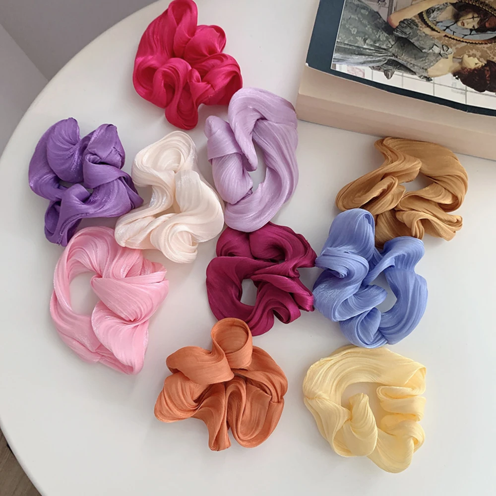 1pcs Girl's Cream Puff Large Intestine Ring French Satin Head Rope Female Hair Accessories Super Fairy Hair Rope Hair Ring 2021
1pcs Girl's Cream Puff Large Intestine Ring French Satin Head Rope Female Hair Accessories Super Fairy Hair Rope Hair Ring 2021
