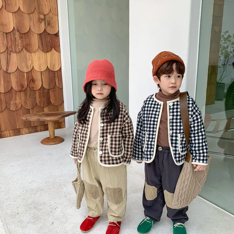 Bear Leader 2021 New Winter Children Plaid Thicken Coats Korean Style Kids Clothes Fleece Lining Toddlers Warm Outerwear
Bear Leader 2021 New Winter Children Plaid Thicken Coats Korean Style Kids Clothes Fleece Lining Toddlers Warm Outerwear