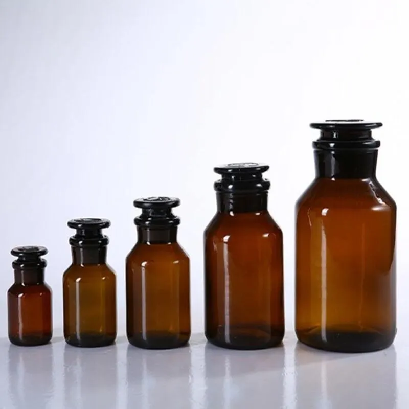 High borosilicate wide mouth reagent bottle frosted mouth sealed bottle brown glass reagent bottle 60ml-20000ml
High borosilicate wide mouth reagent bottle frosted mouth sealed bottle brown glass reagent bottle 60ml-20000ml