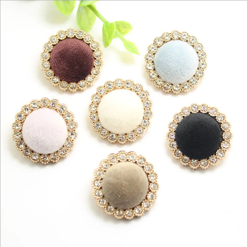 50 PCS Buttons With Metal Diamonds Flocking Cloth Buckle Combination Buttons high-end Buttons For Ladies' Coat
50 PCS Buttons With Metal Diamonds Flocking Cloth Buckle Combination Buttons high-end Buttons For Ladies' Coat