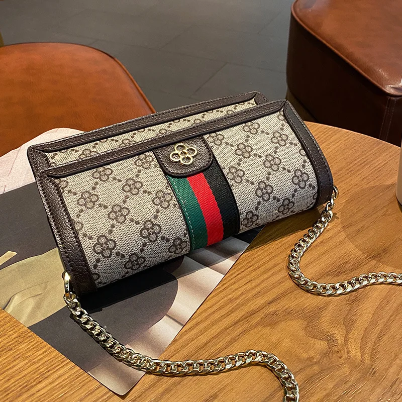Women Fashionable Shoulder Bags New Female Messenger Bag Handbag Chain Wild Crack Printing Wild Crossbody luxury Bag
Women Fashionable Shoulder Bags New Female Messenger Bag Handbag Chain Wild Crack Printing Wild Crossbody luxury Bag