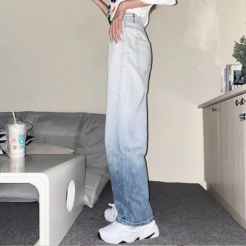 Retro Gradient Jeans Men Women Bf Style 2021 Spring New Loose Thin High Waist Denim Straight Pants Cool Sky Blue Gradient
Retro Gradient Jeans Men Women Bf Style 2021 Spring New Loose Thin High Waist Denim Straight Pants Cool Sky Blue Gradient