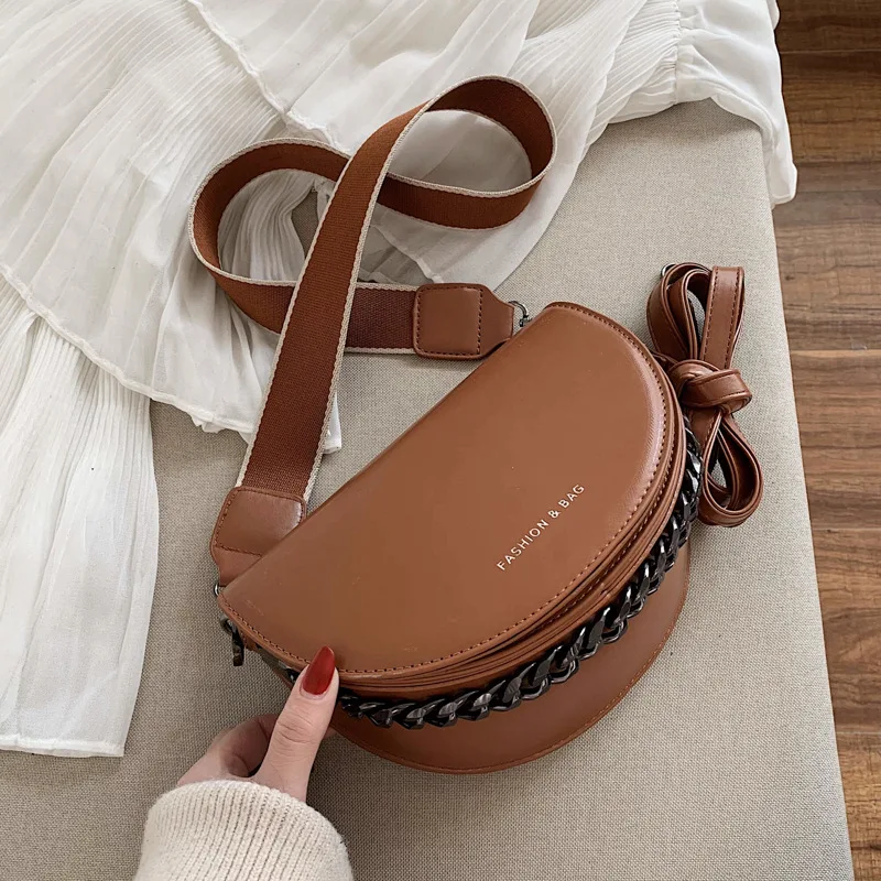 Semi-circle New PU Leather Crossbody Bags For Women 2021 New Solid Color Chain Handbags Female Shoulder Saddle Bag Daily Totes
Semi-circle New PU Leather Crossbody Bags For Women 2021 New Solid Color Chain Handbags Female Shoulder Saddle Bag Daily Totes