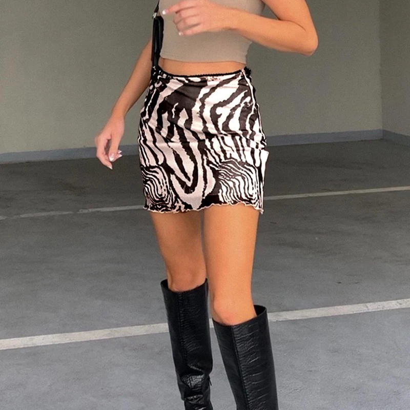 Retro Skirt for Women Mid Waist A-Line Skirts Sexy Mini Short Skirts Streetwear Summer Beach Skirts
Retro Skirt for Women Mid Waist A-Line Skirts Sexy Mini Short Skirts Streetwear Summer Beach Skirts