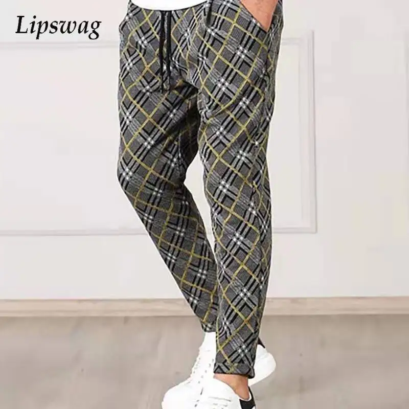 Autumn 2021 New Men Casual Striped Printing Pencil Pants Spring Fashion Mid Waist Slim Trousers For Mens Streetwear SweatPants
Autumn 2021 New Men Casual Striped Printing Pencil Pants Spring Fashion Mid Waist Slim Trousers For Mens Streetwear SweatPants