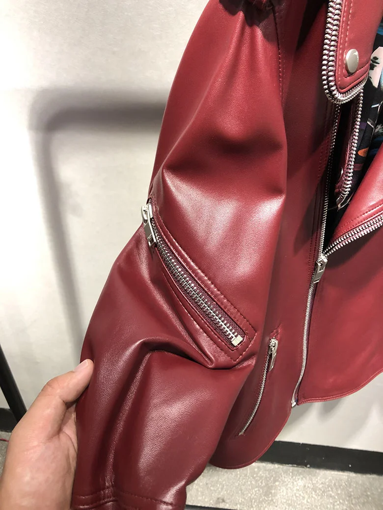 New brand genuine leather jacket women turn-down collar coat red color jackets fashion real sheepskin coats short style
New brand genuine leather jacket women turn-down collar coat red color jackets fashion real sheepskin coats short style