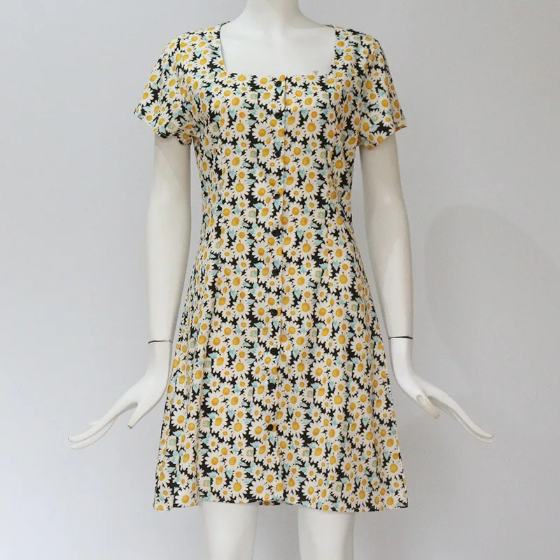 Casual Button Up Mini Dresses For Women 2021 Summer Womens Floral Print Vintage Sundress Female Square Collar Short Sleeve Dress
Casual Button Up Mini Dresses For Women 2021 Summer Womens Floral Print Vintage Sundress Female Square Collar Short Sleeve Dress
