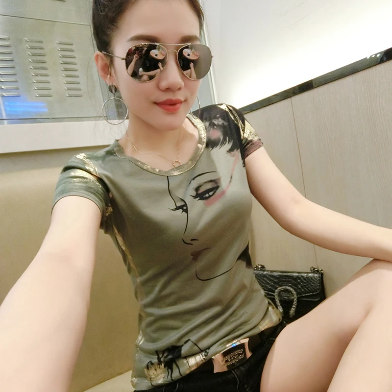 2021 Fashion Bbronzing Short-Sleeved Classic Characters Print T-Shirt Female Casual Slim Women Tops O-Neck Green Tshirt
2021 Fashion Bbronzing Short-Sleeved Classic Characters Print T-Shirt Female Casual Slim Women Tops O-Neck Green Tshirt