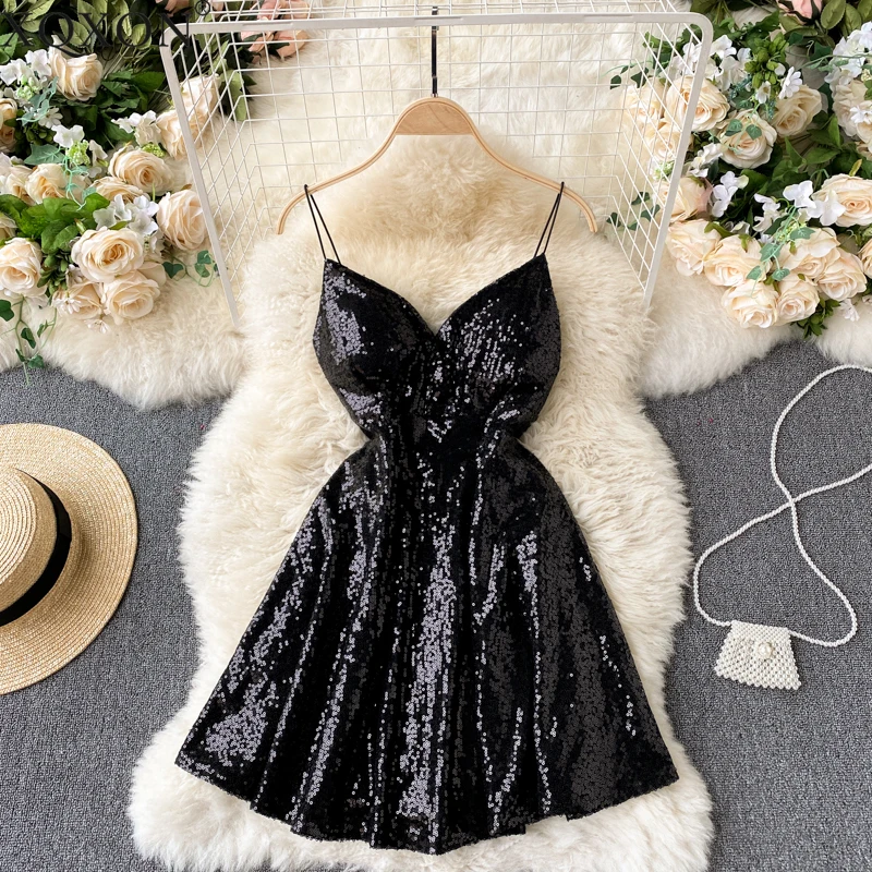Nightclub dress for women Deep V Wrapped Chest Sequined Sexy Sling Dress Ladies Temperament Waist A-line Dress
Nightclub dress for women Deep V Wrapped Chest Sequined Sexy Sling Dress Ladies Temperament Waist A-line Dress