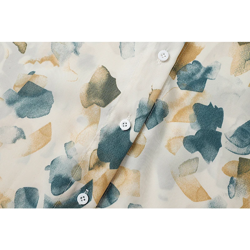 Women Summer Beach Shirt Tops 2021 New Fashion Korean Style Print Turn Down Collar Short Sleeve Casual Straight Female Blouse
Women Summer Beach Shirt Tops 2021 New Fashion Korean Style Print Turn Down Collar Short Sleeve Casual Straight Female Blouse