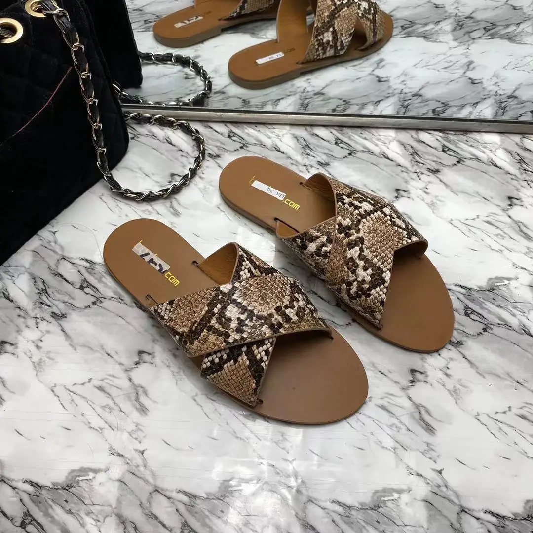 2021 Africa new snake skin cross women's slippers slipper spot wholesale summer sandals, European and American sandals
2021 Africa new snake skin cross women's slippers slipper spot wholesale summer sandals, European and American sandals