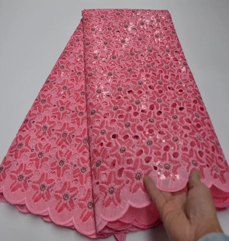 Lovely small floral French Lace Fabric sequins African organza Lace Fabric 2020 High Quality Lace Embroidered Fabric For Party
Lovely small floral French Lace Fabric sequins African organza Lace Fabric 2020 High Quality Lace Embroidered Fabric For Party