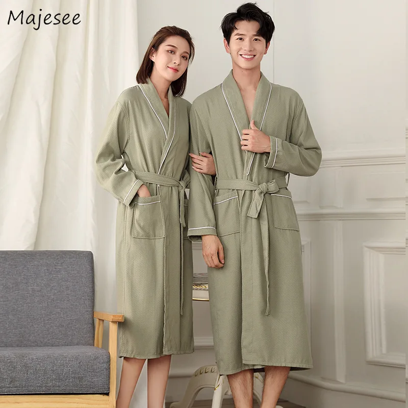 Patchwork Robes Men Couples Loose Casual Simple Basic Fashion Pockets V-neck Nightwear Cotton Bathrobes Spring Summer Handsome
Patchwork Robes Men Couples Loose Casual Simple Basic Fashion Pockets V-neck Nightwear Cotton Bathrobes Spring Summer Handsome