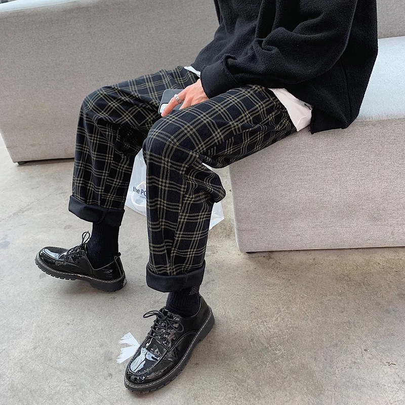 Autumn Corduroy Pants Men Fashion Retro Casual Plaid Pants Men Streetwear Hip Hop Loose Straight Trousers Male Large Size M-5XL
Autumn Corduroy Pants Men Fashion Retro Casual Plaid Pants Men Streetwear Hip Hop Loose Straight Trousers Male Large Size M-5XL