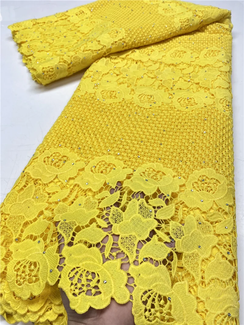 PGC Pure White African Guipure Cord Lace Fabric 2020 High Quality Lace With Stones Nigerian Lace Fabrics For Wedding YA3835B-5
PGC Pure White African Guipure Cord Lace Fabric 2020 High Quality Lace With Stones Nigerian Lace Fabrics For Wedding YA3835B-5