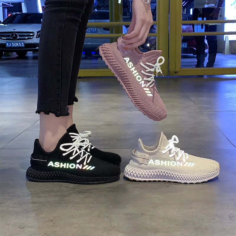 Light Reflecting Women's Sneakes Flats Light Thick Platform Lace-up Medium Heel Solid Fashion Running Sports Hollow Shoes
Light Reflecting Women's Sneakes Flats Light Thick Platform Lace-up Medium Heel Solid Fashion Running Sports Hollow Shoes