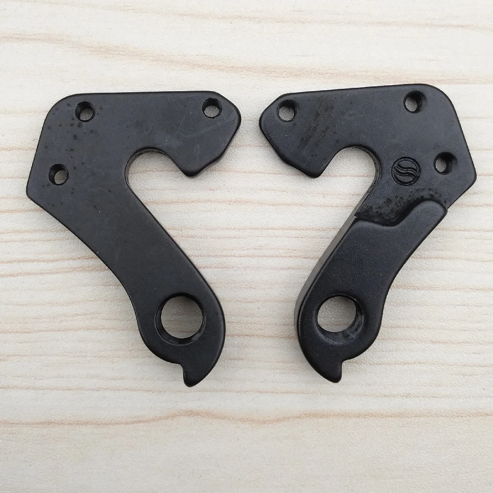 2pc carbon Bicycle gear rear derailleur hanger For GIANT CANYON GT FOCUS NORCO Merida orbea marin BMC bicycle carbon frame bike
2pc carbon Bicycle gear rear derailleur hanger For GIANT CANYON GT FOCUS NORCO Merida orbea marin BMC bicycle carbon frame bike