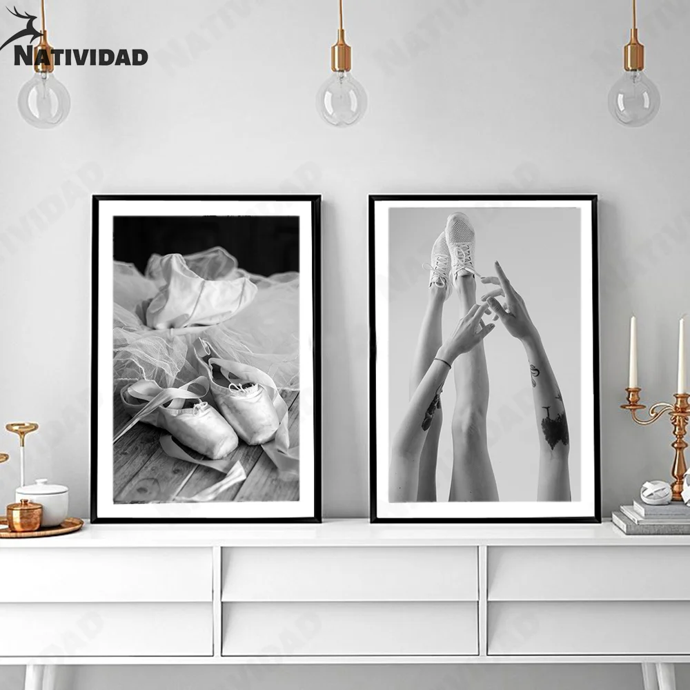 Abstract Black and White Ballet Dancing Shoes Canvas Painting Arm for Living Room Decoration Modern Art Poster Wall Picture Deco
Abstract Black and White Ballet Dancing Shoes Canvas Painting Arm for Living Room Decoration Modern Art Poster Wall Picture Deco