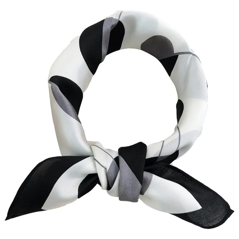 2020 Brand 100% Real Silk Scarves Pattern Woman Scarf Kerchief Shawl Pashmina Cape 55*55 Cm Hijab Scarf Bandana Foulard Femme
2020 Brand 100% Real Silk Scarves Pattern Woman Scarf Kerchief Shawl Pashmina Cape 55*55 Cm Hijab Scarf Bandana Foulard Femme