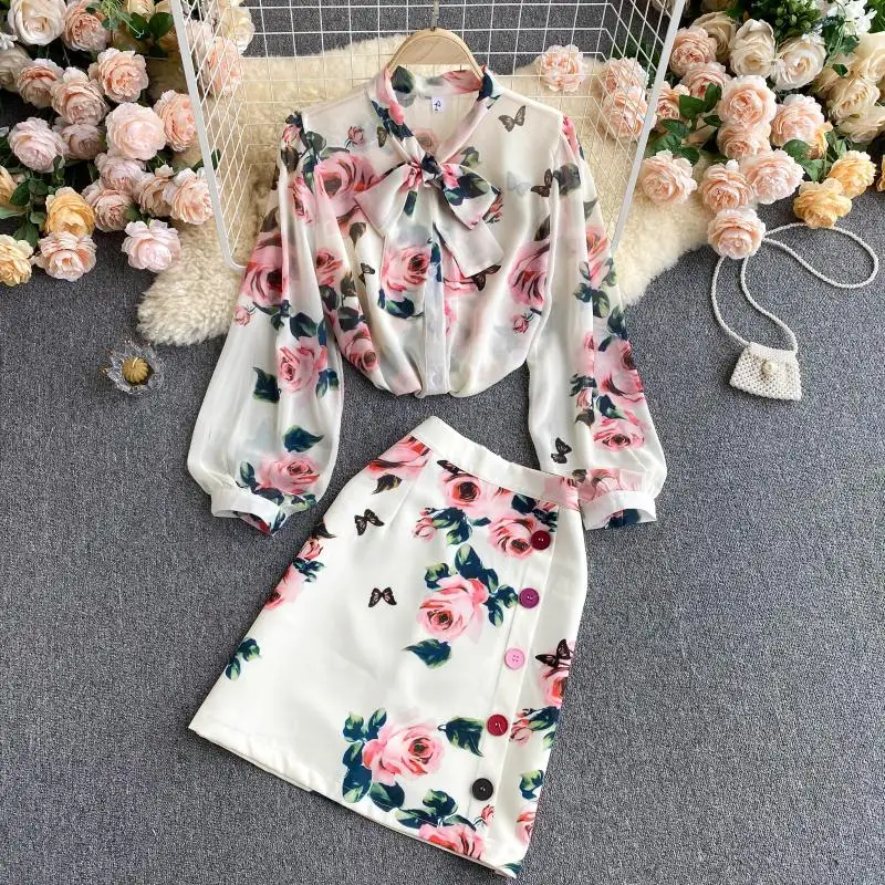 2021 Autumn New Runway Skirt Suit Women's Elegant Bow Tie Collar Lantern Long Sleeve Blouse+A Line Skirt Printed 2 Pieces Sets
2021 Autumn New Runway Skirt Suit Women's Elegant Bow Tie Collar Lantern Long Sleeve Blouse+A Line Skirt Printed 2 Pieces Sets