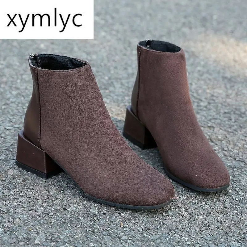 Genuine leather&flock winter british retro boots woman elegant chunky chelsea botines back zipper brief short botas mujer 2020
Genuine leather&flock winter british retro boots woman elegant chunky chelsea botines back zipper brief short botas mujer 2020