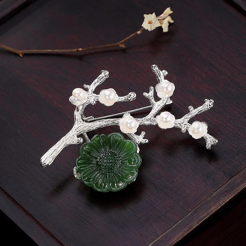 925 Sterling Silver Pearl Brooch Women Flower Green Jade Pins Elegant Brooches Wedding Clothing Accessories Pin Luxury Jewelry
925 Sterling Silver Pearl Brooch Women Flower Green Jade Pins Elegant Brooches Wedding Clothing Accessories Pin Luxury Jewelry