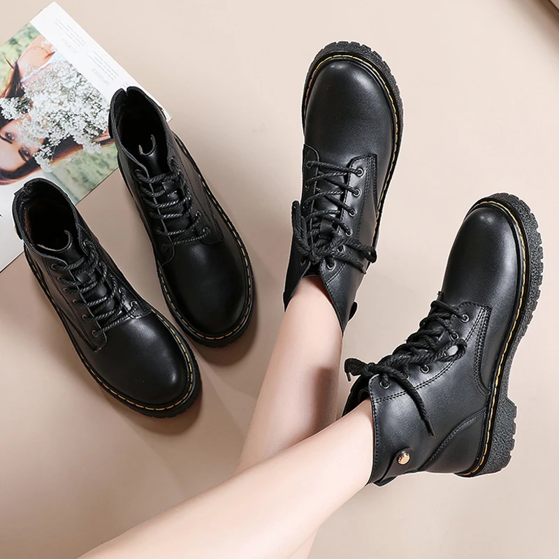 2021 New Women's Leather Boots Black Casual Shoes Girl Winter Women Boots High Quality Keep Warm Waterproof Snow Boot For Women
2021 New Women's Leather Boots Black Casual Shoes Girl Winter Women Boots High Quality Keep Warm Waterproof Snow Boot For Women