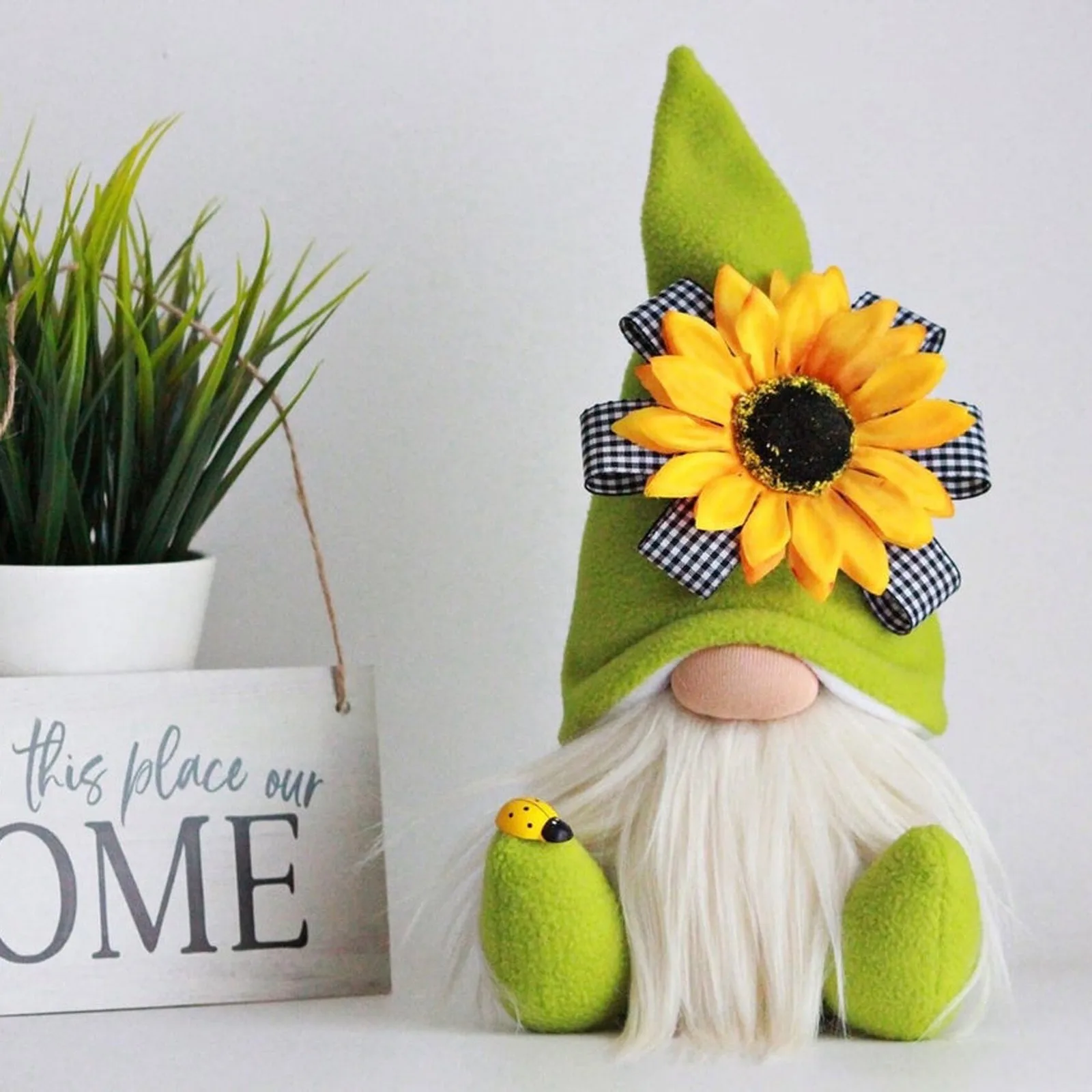 1pc Bumble Bee Striped Gnome Plush Doll Spring Sunflower Bumble Bee Plush Toys Honey Bee Elfs Kids Toy Hanging Ornament
1pc Bumble Bee Striped Gnome Plush Doll Spring Sunflower Bumble Bee Plush Toys Honey Bee Elfs Kids Toy Hanging Ornament