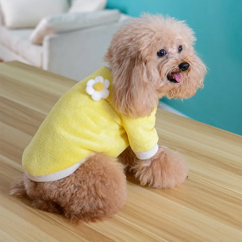 New Soft Dog Clothes Autumn Puppy Thickened Warm Home Velvet Vest Stripe Hardwearing Cotton Cat T Shirt Pets Costumes
New Soft Dog Clothes Autumn Puppy Thickened Warm Home Velvet Vest Stripe Hardwearing Cotton Cat T Shirt Pets Costumes