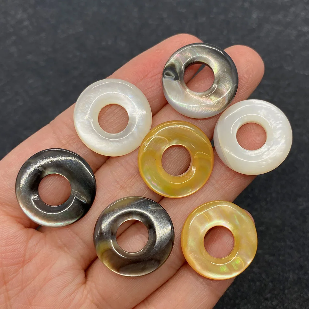 Wholesale Multi-color Ring Shape Pendant Natural Shells for Jewelry Making DIY Handmade Accessories Beaded Decoration Fashion
Wholesale Multi-color Ring Shape Pendant Natural Shells for Jewelry Making DIY Handmade Accessories Beaded Decoration Fashion
