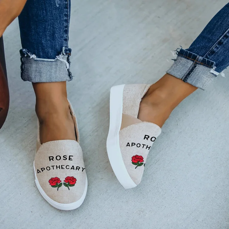 2021 New Women Flat Shoes Canvas Fashion Print Flowers Footwear Female Casual Slip on Ladies Sneakers Thick Sole Woman Shoes
2021 New Women Flat Shoes Canvas Fashion Print Flowers Footwear Female Casual Slip on Ladies Sneakers Thick Sole Woman Shoes
