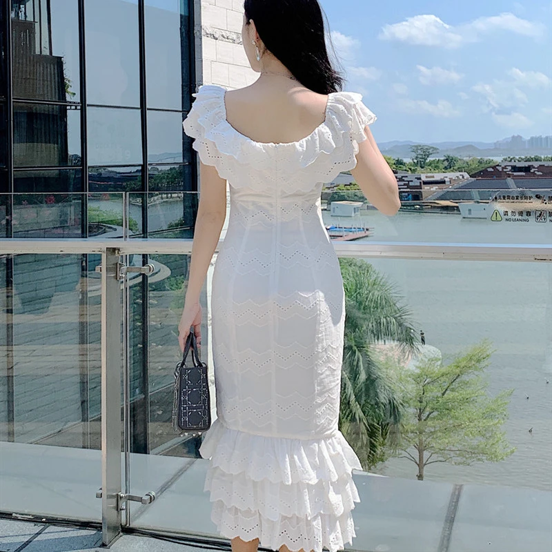 2020 Runway Embroidery Hollow Out Cotton Ruffles Cake Dress Women Summer New Solid Sexy Slash Neck Split Button Party Dresses
2020 Runway Embroidery Hollow Out Cotton Ruffles Cake Dress Women Summer New Solid Sexy Slash Neck Split Button Party Dresses