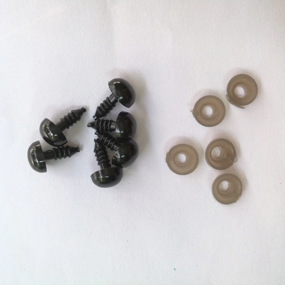 Black Plastic Doll Eyes Safety Eyes for Teddy Bear Stuffed Toys Snap Animal Scrapbooking Puppet Dolls Craft Eyes Toy DIY Craft 
Black Plastic Doll Eyes Safety Eyes for Teddy Bear Stuffed Toys Snap Animal Scrapbooking Puppet Dolls Craft Eyes Toy DIY Craft