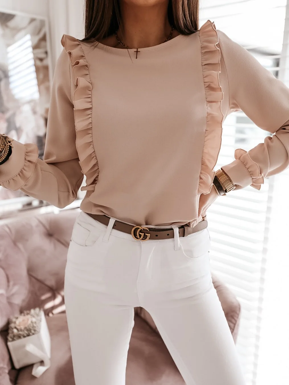 Autumn 2020 Women Fashion Solid Round Neck Long Sleeve Singl Breasted Lady Shirt New Leisure Straight Tube Type Easy Women Shirt
Autumn 2020 Women Fashion Solid Round Neck Long Sleeve Singl Breasted Lady Shirt New Leisure Straight Tube Type Easy Women Shirt