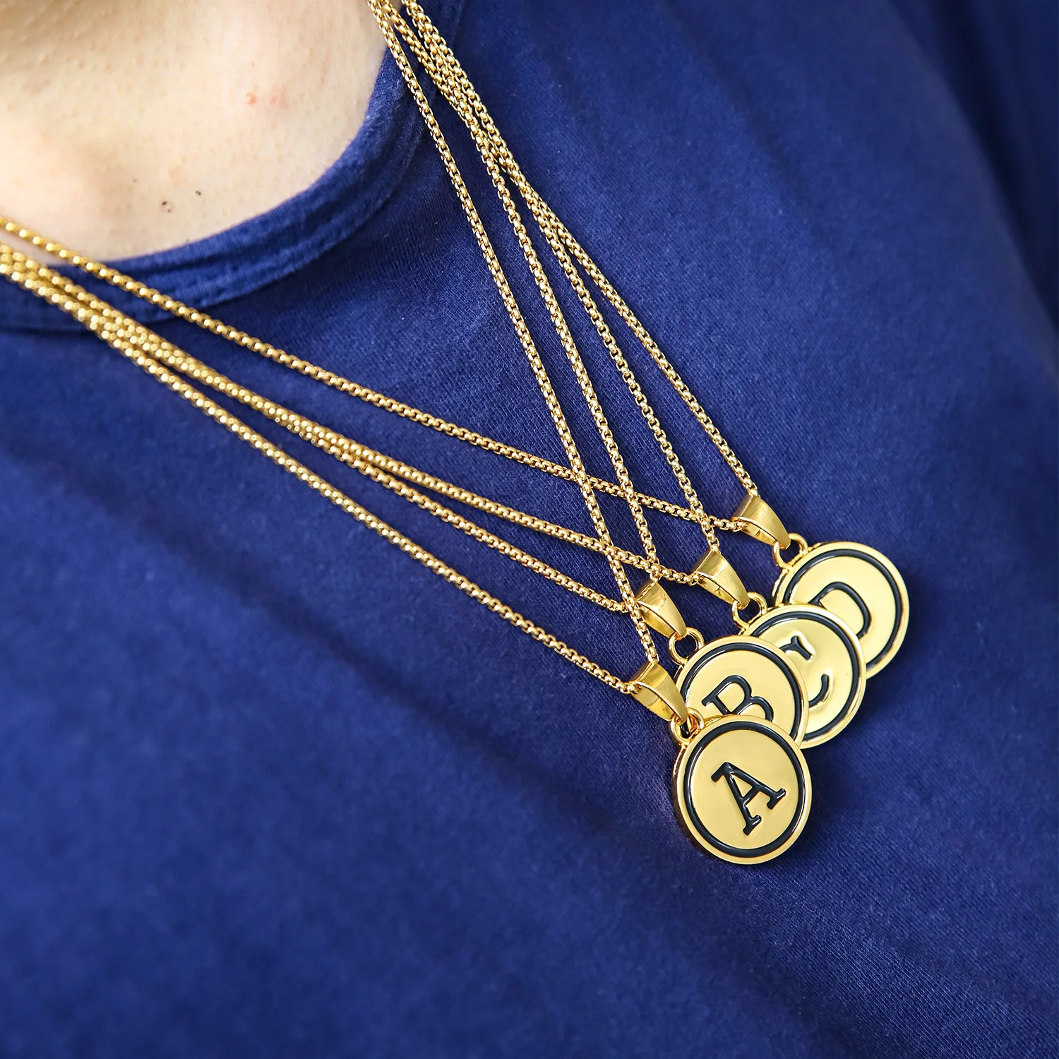 New Simple Gold Color Trendy 26 Letters Pendant Necklace For Women Men Alphabet Necklace 60 cm Gold Link Chain Necklace Dropship
New Simple Gold Color Trendy 26 Letters Pendant Necklace For Women Men Alphabet Necklace 60 cm Gold Link Chain Necklace Dropship