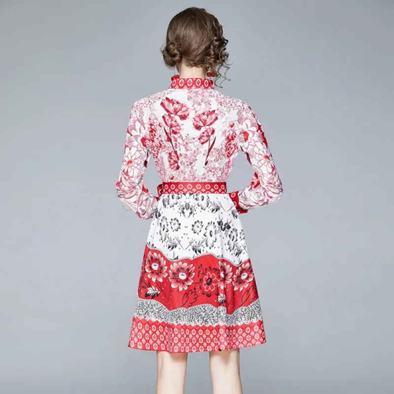 2021 fashion casual runway stand-up collar single-breasted lantern long-sleeved lace-up waist printed dress 
2021 fashion casual runway stand-up collar single-breasted lantern long-sleeved lace-up waist printed dress